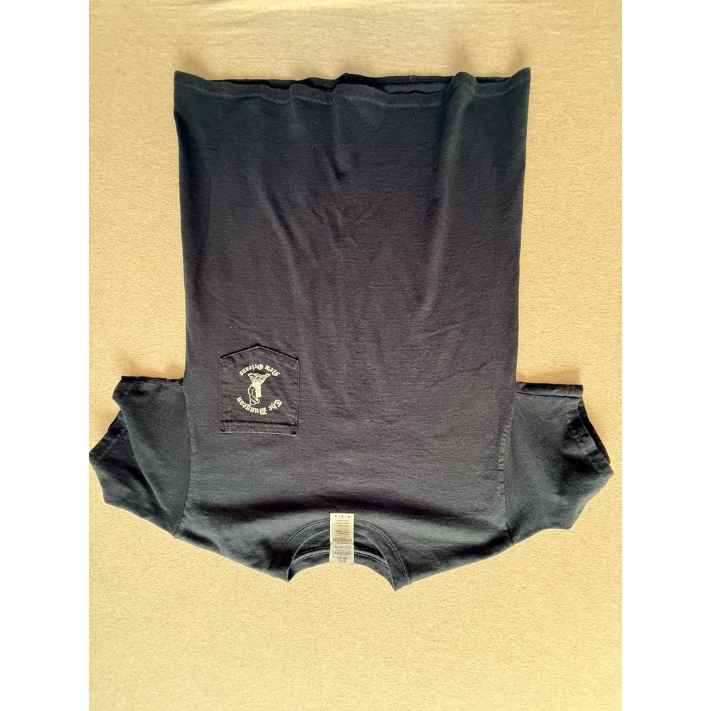 Gildan The Dungeon New Orleans Pocket T-Shirt Mens Medium Black Short Sleeve Tee